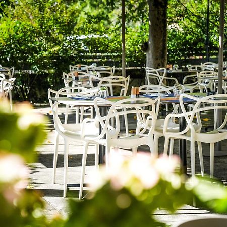 Logis Hotel & Restaurant Le Cadet De Gascogne Saint-Justin  المظهر الخارجي الصورة