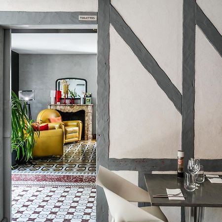 Logis Hotel & Restaurant Le Cadet De Gascogne Saint-Justin  المظهر الخارجي الصورة